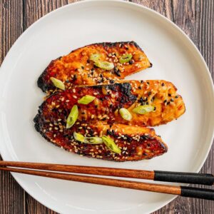 miso sake broiled tilapia with sesame seeds