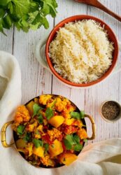 Instant Pot Indian Cauliflower and Potato Curry